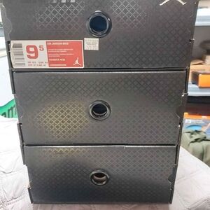 2012 Jordan's OG retro, all real no fakes.